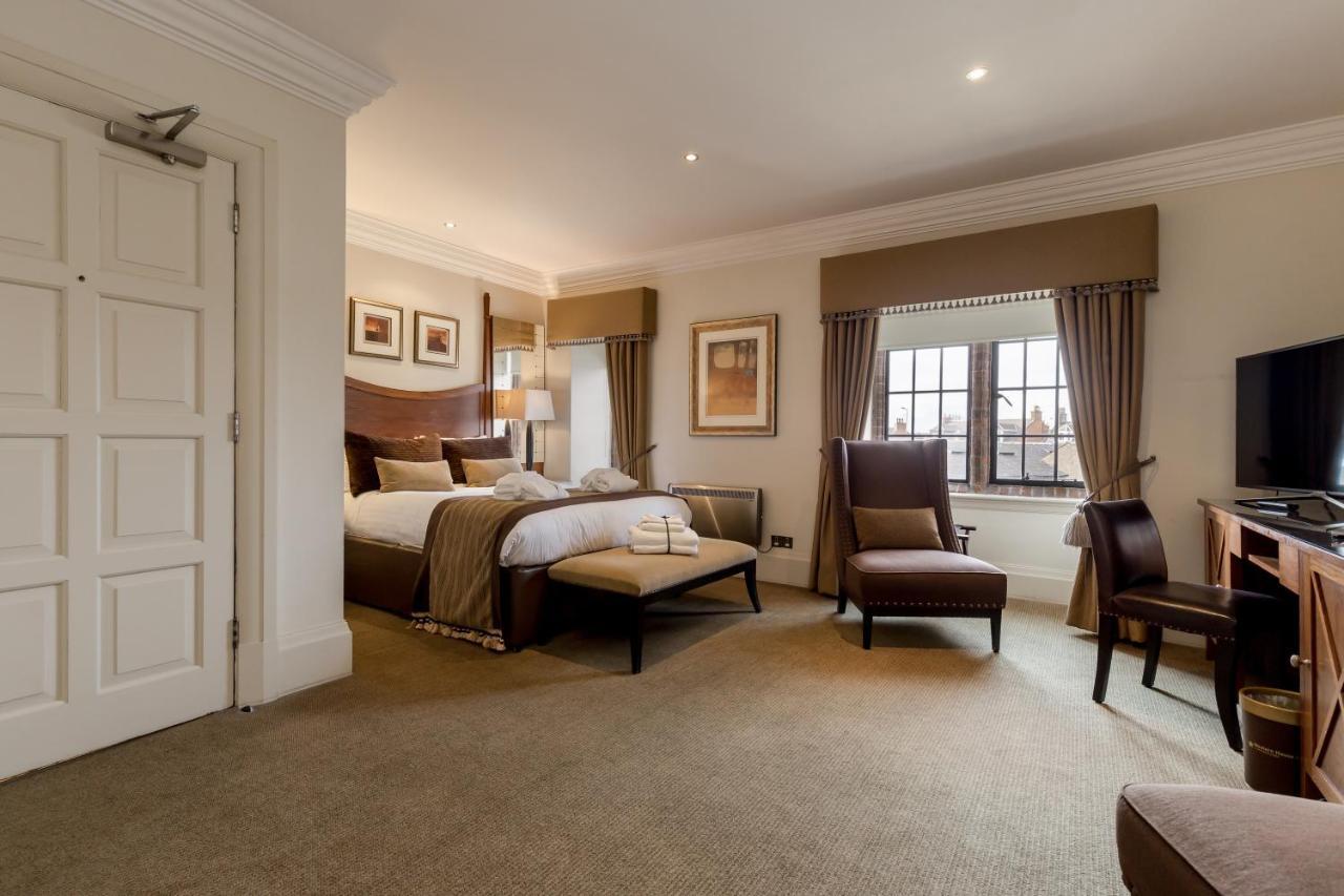 Western House Hotel At Ayr Racecourse Eksteriør billede