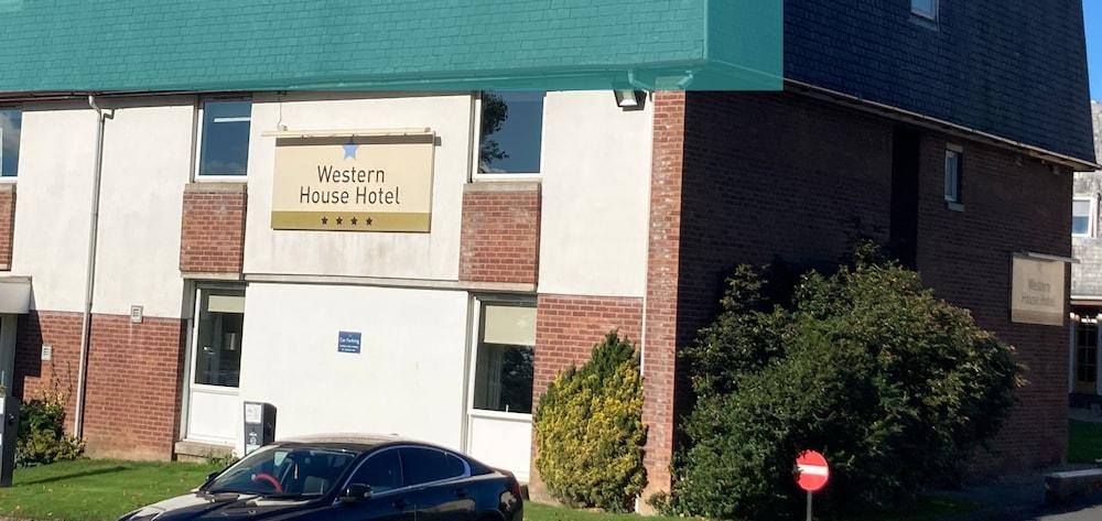 Western House Hotel At Ayr Racecourse Eksteriør billede