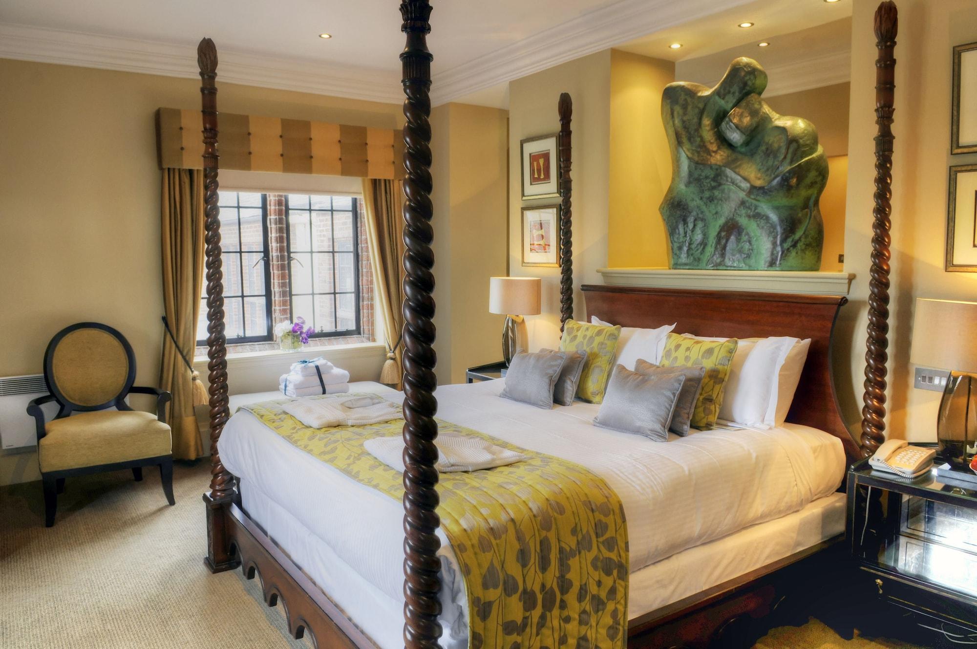 Western House Hotel At Ayr Racecourse Eksteriør billede